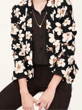 LOFT Floral Blazer